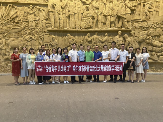 1663228269385041229.png 33_调整大小.png