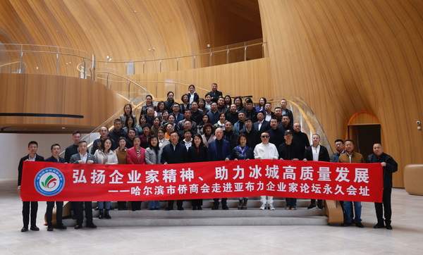 1682236645973078878.jpg 1_调整大小.jpg