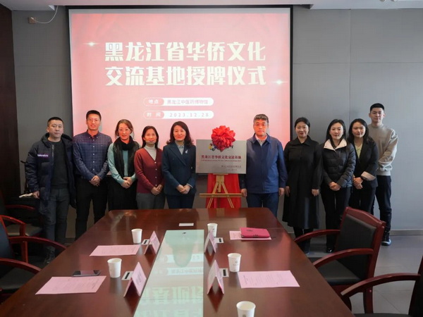 1704247088953059952.jpg 111_调整大小.jpg