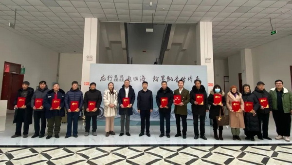 1706690982422008548.jpg 3_调整大小.jpg