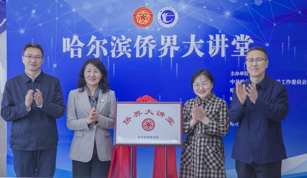 1714973905412034895.jpg 1_调整大小.jpg